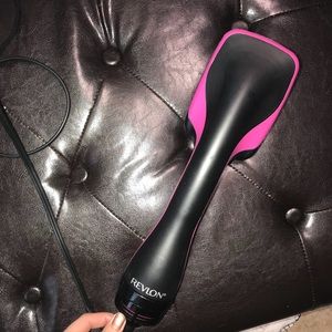 revlon blow dryer brush